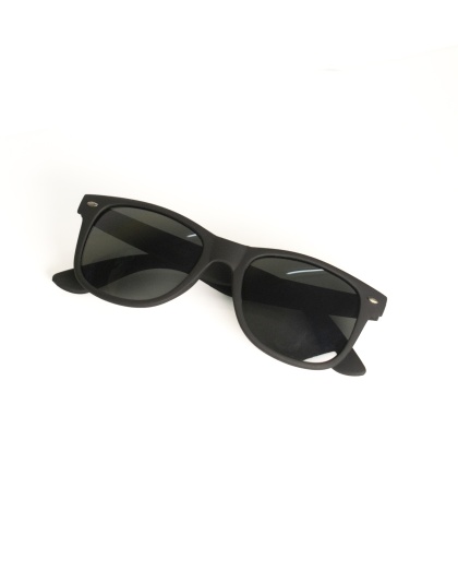 Unisex Classic Black Gradient Wayfarer Sunglasses